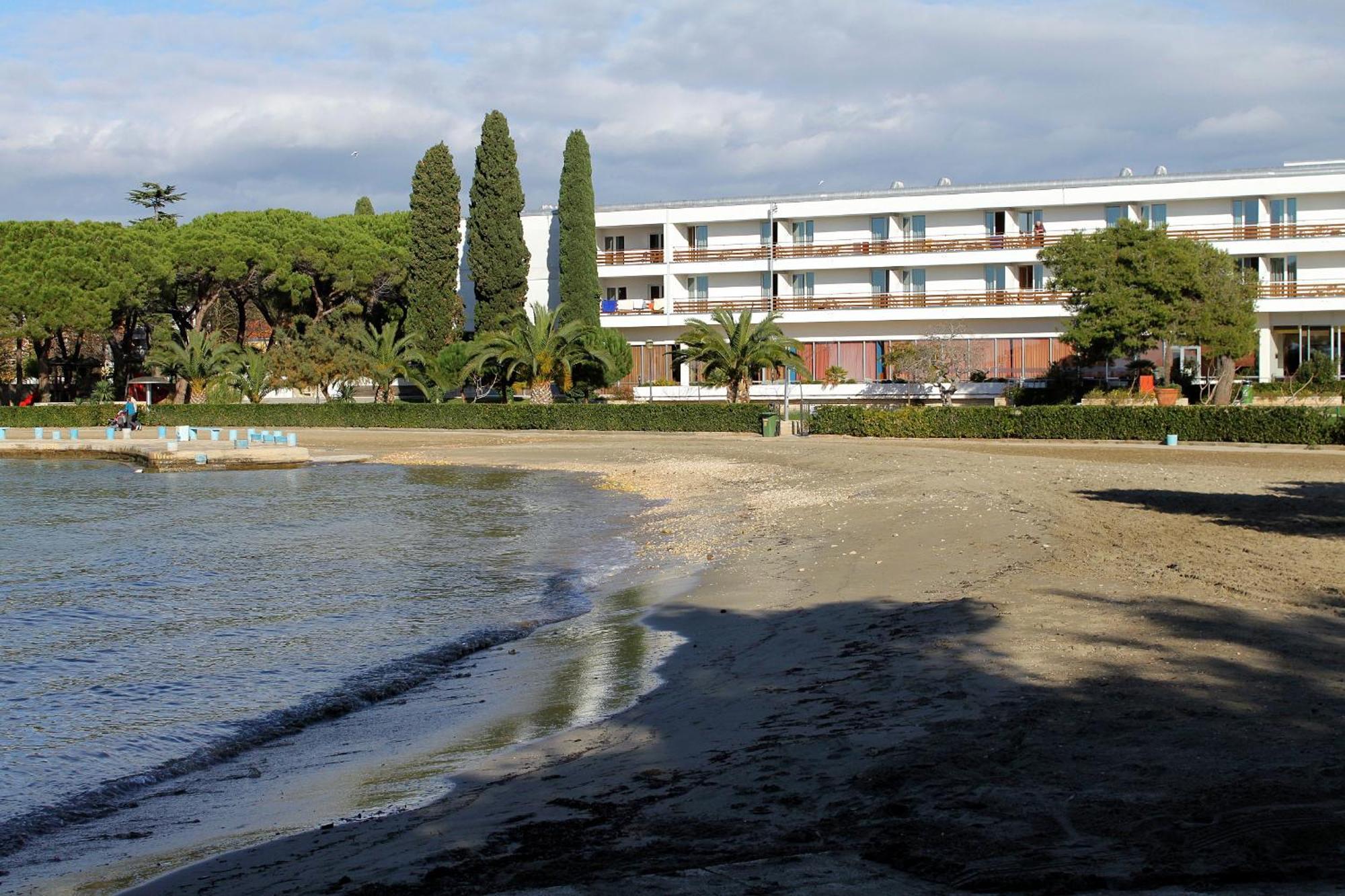 Family Friendly Apartments With A Swimming Pool Zadar - 18098 Exteriér fotografie