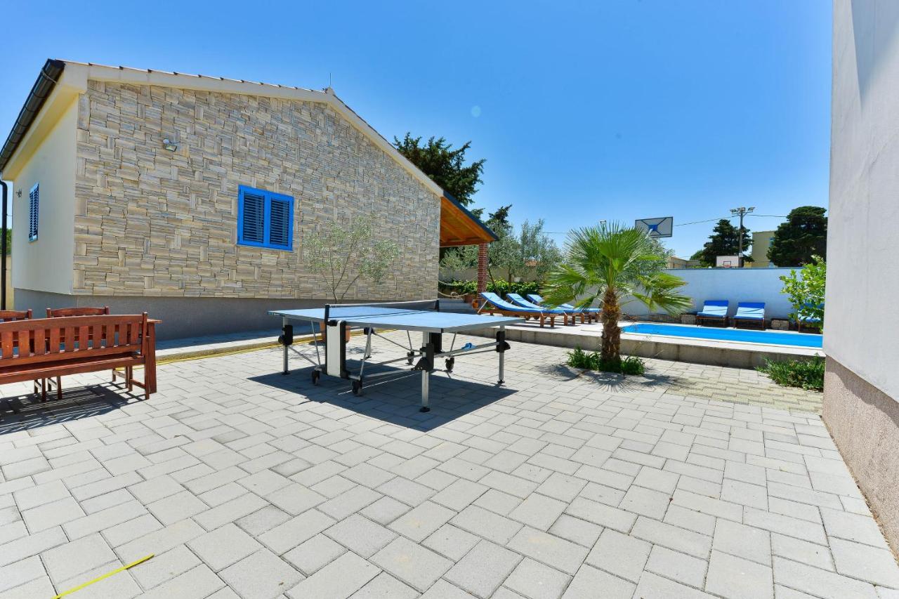 Family Friendly Apartments With A Swimming Pool Zadar - 18098 Exteriér fotografie